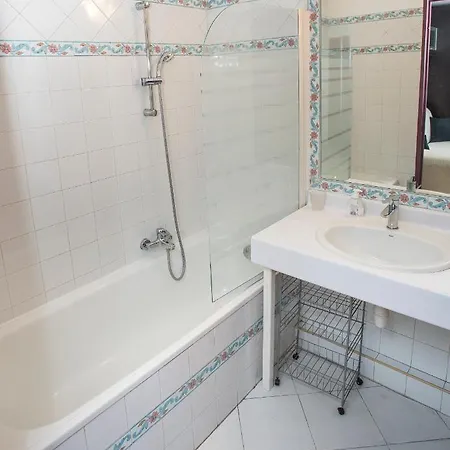 Centre Gambetta Apartment Cannes